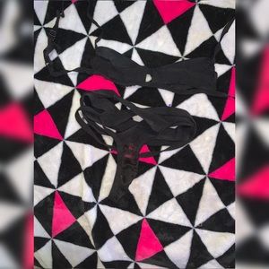 Black strappy bikini